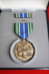 US Orden Medal for military achievement, komplett